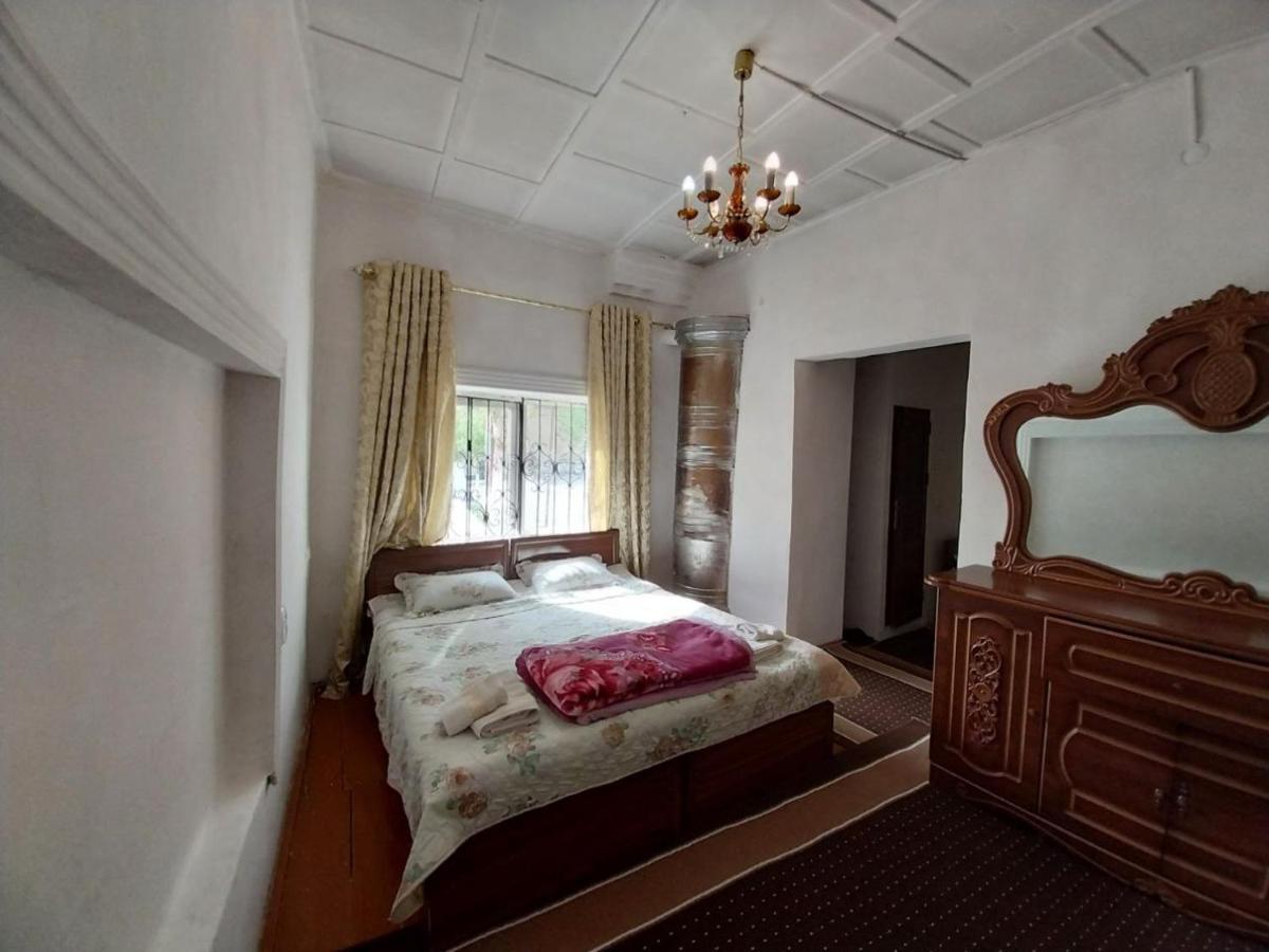 Fayz Guest House Samarkand Rum bild